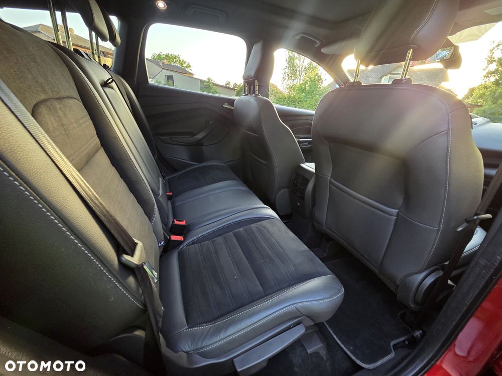 Ford Kuga 2.0 TDCi AWD ST-Line - 9