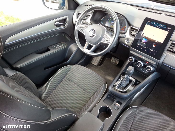 Renault Arkana E-TECH 145 INTENS - 18
