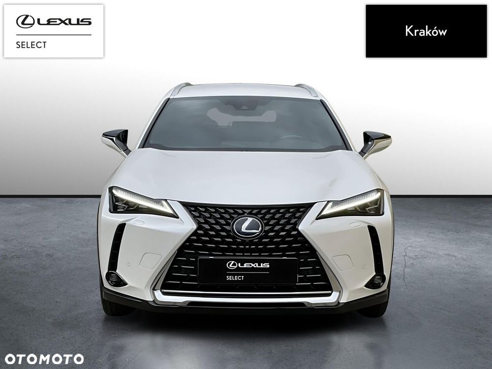 Lexus UX - 8