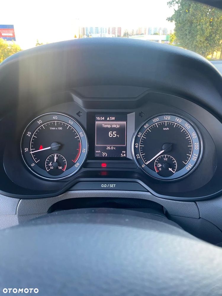Skoda Octavia 1.4 TSI Ambition - 27