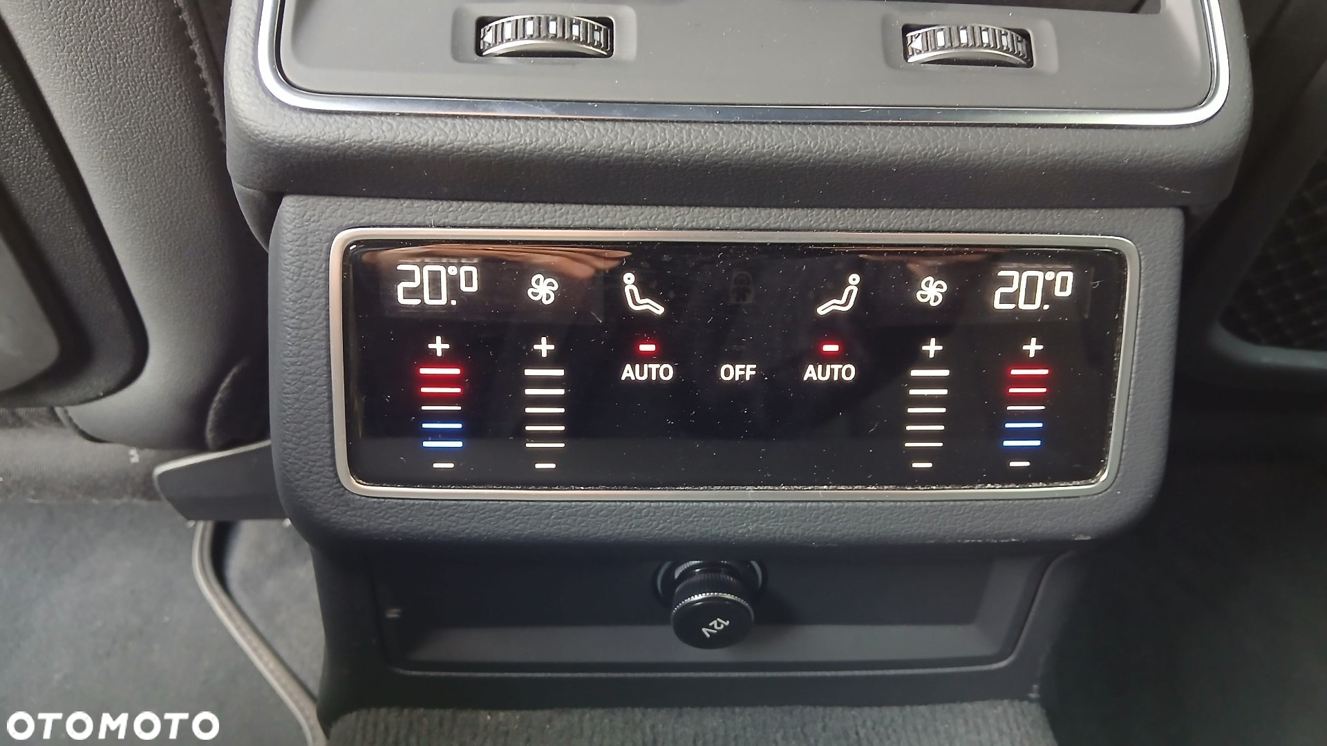 Audi A6 Avant 40 TDI quattro S tronic S line - 16