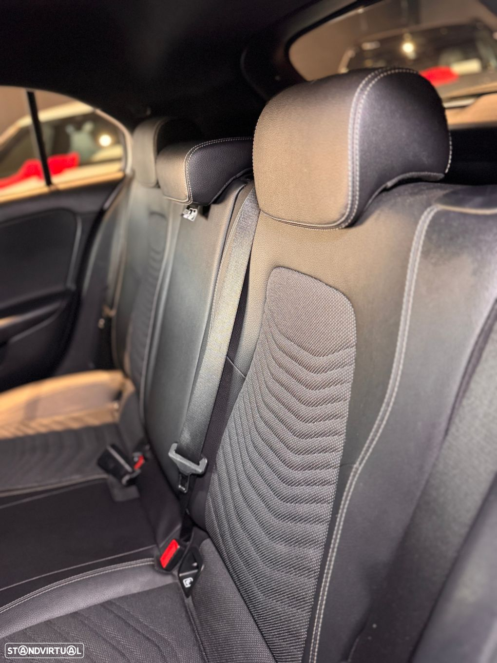 Mercedes-Benz A 180 d Progressive Aut. - 35