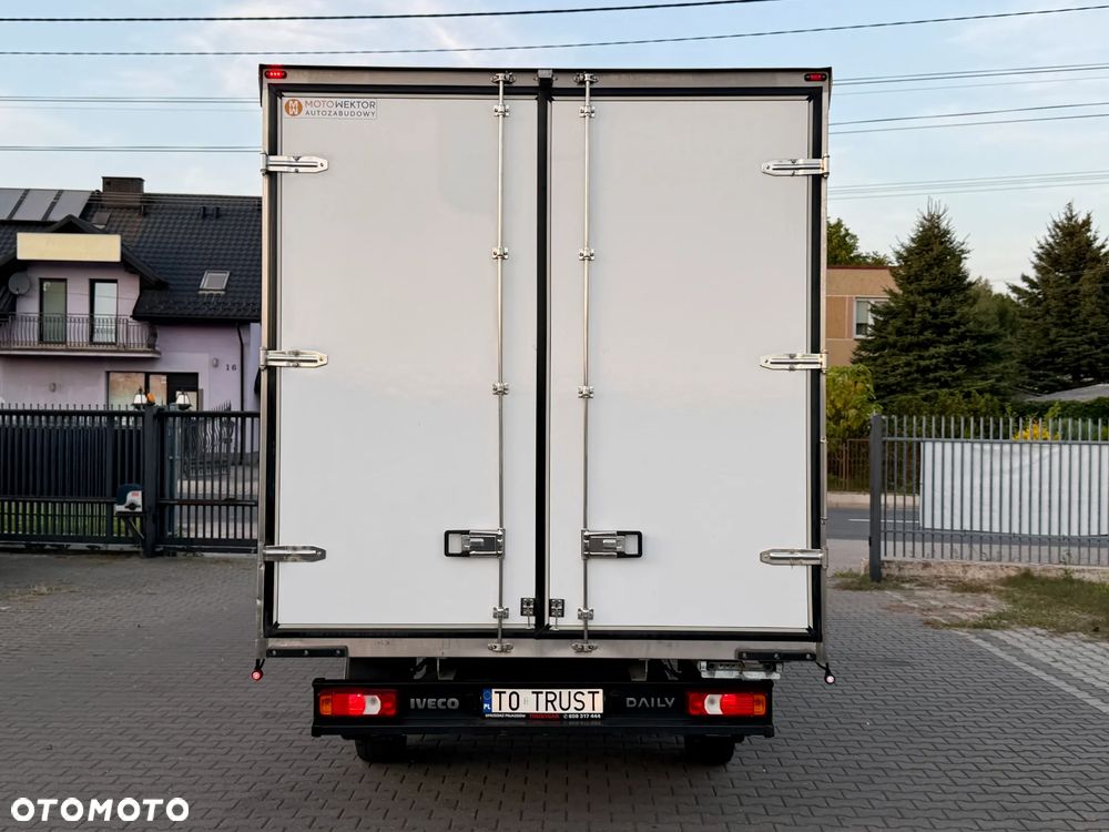 Iveco DAILY KONTENER 8EP / SALON POLSKA / GWARANCJA W CENIE / FAKTURA VAT 23% / LEASING, KREDYT - UPROSZCZONA PROCEDURA - 5