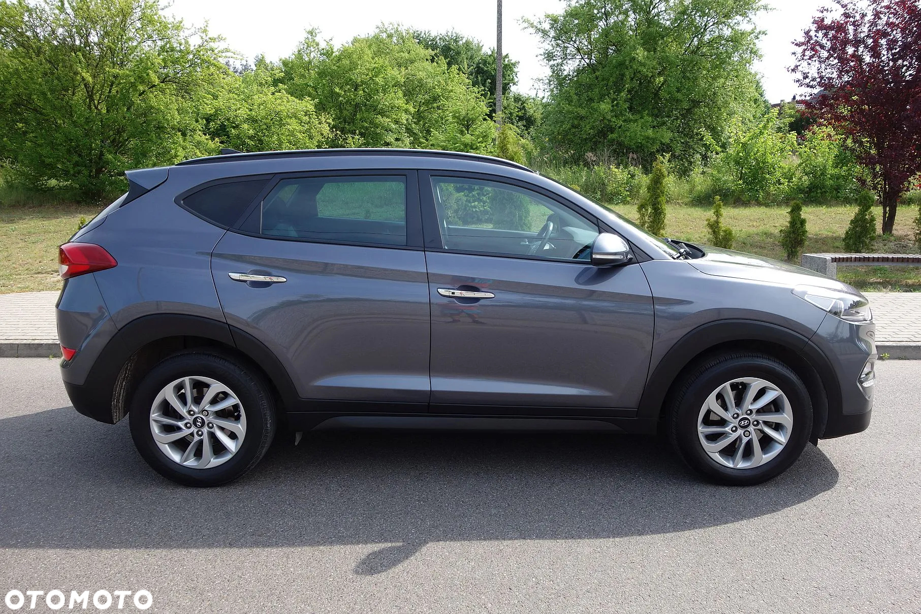 Hyundai Tucson 1.7 CRDI BlueDrive Style 2WD - 9