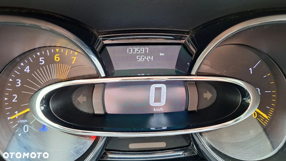 Renault Clio 1.2 16V Alize - 13