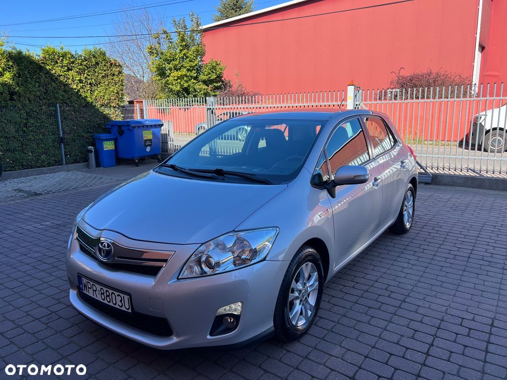 Toyota Auris 1.8 HSD Luna - 2