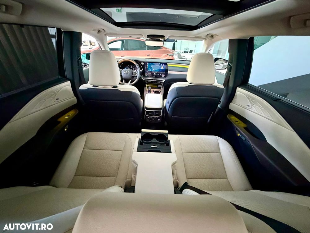 Lexus Seria RX 450h+ E-Four PHEV Luxury - 37