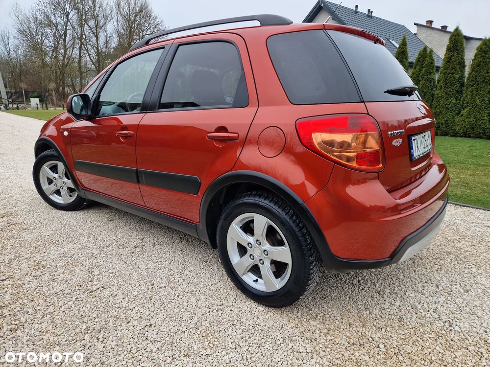Suzuki SX4 1.6 VVT Streetline 4x2 Club - 26