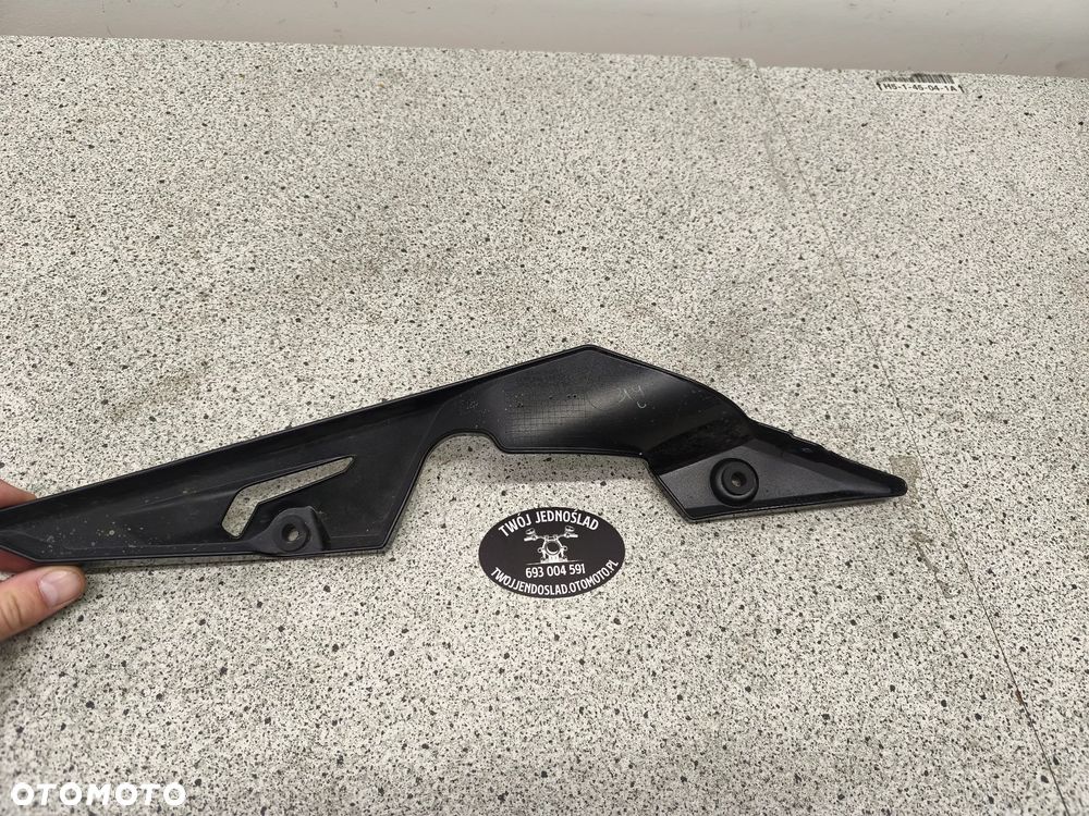 Pług, płoza, owiewka, osłona Suzuki GSR 750 GSR750 - 9