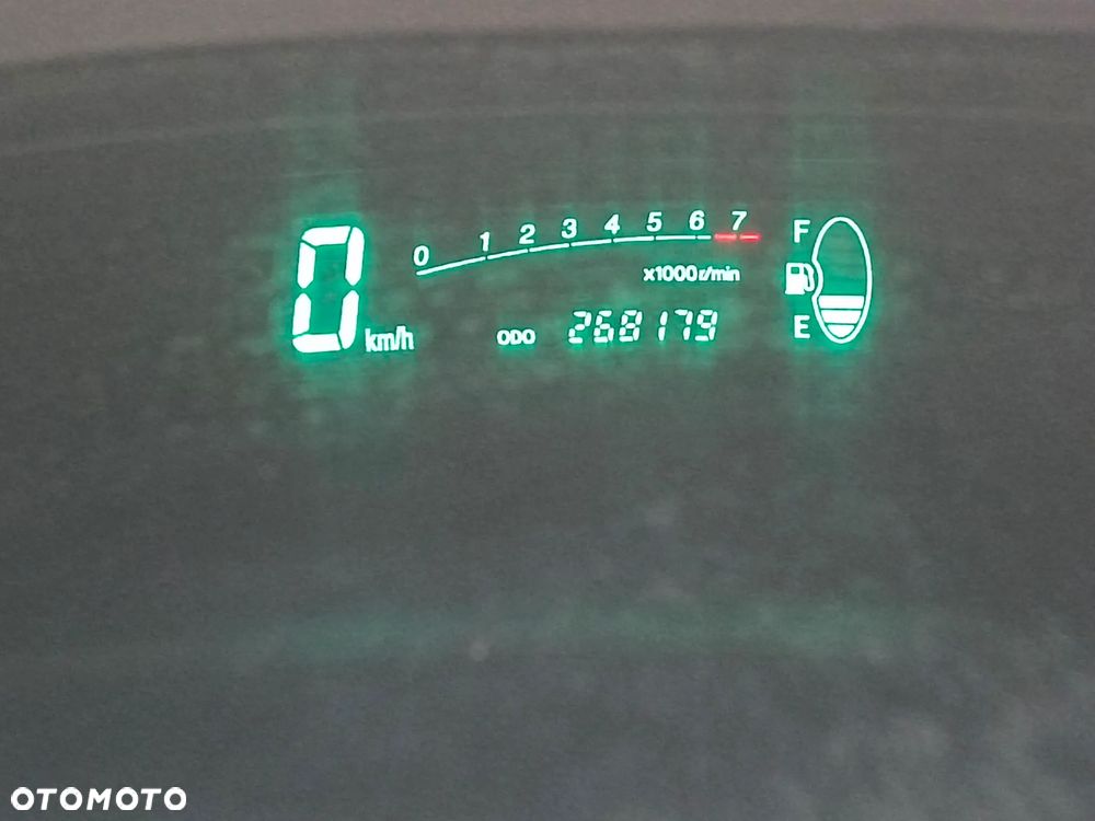 Toyota Yaris 1.0 Base - 2