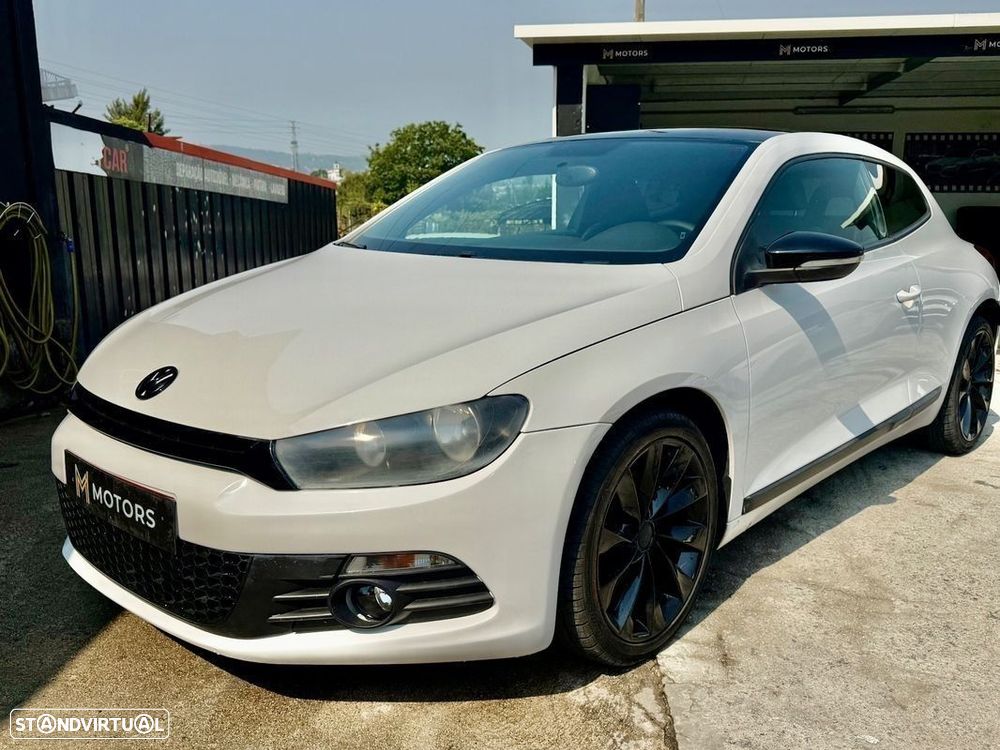 VW Scirocco 2.0 TDI Sport - 23