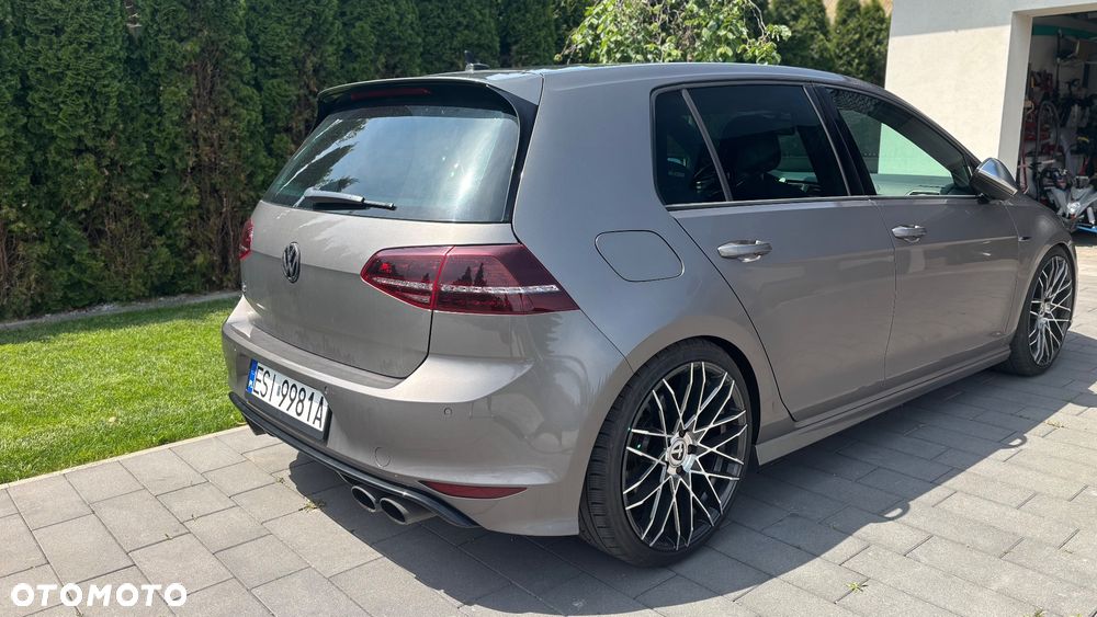 Volkswagen Golf - 14