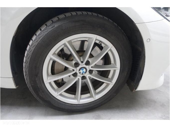 BMW Seria 5 - 23
