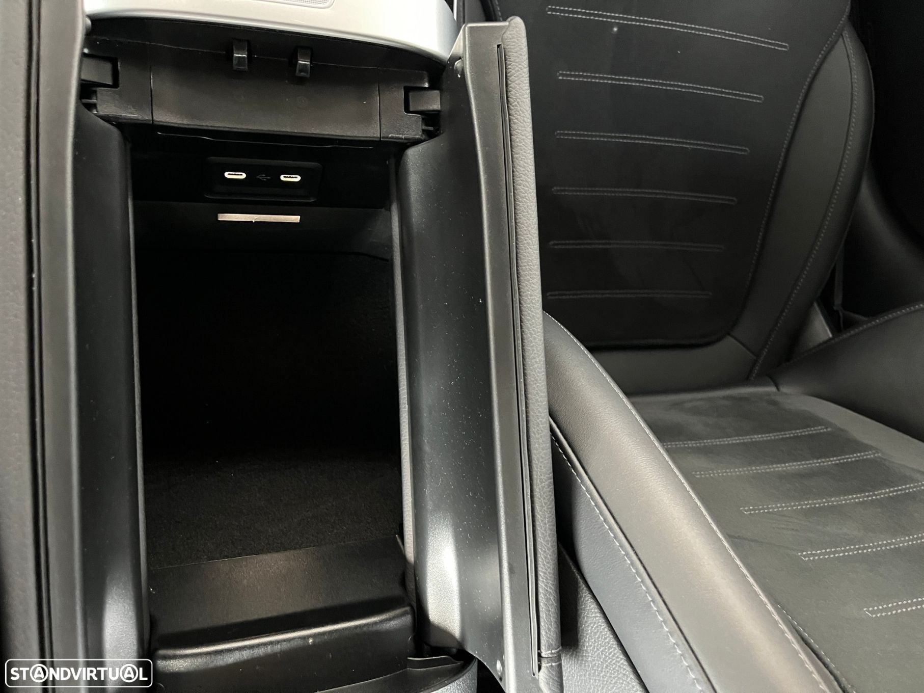 Mercedes-Benz C 300 e AMG Line - 33
