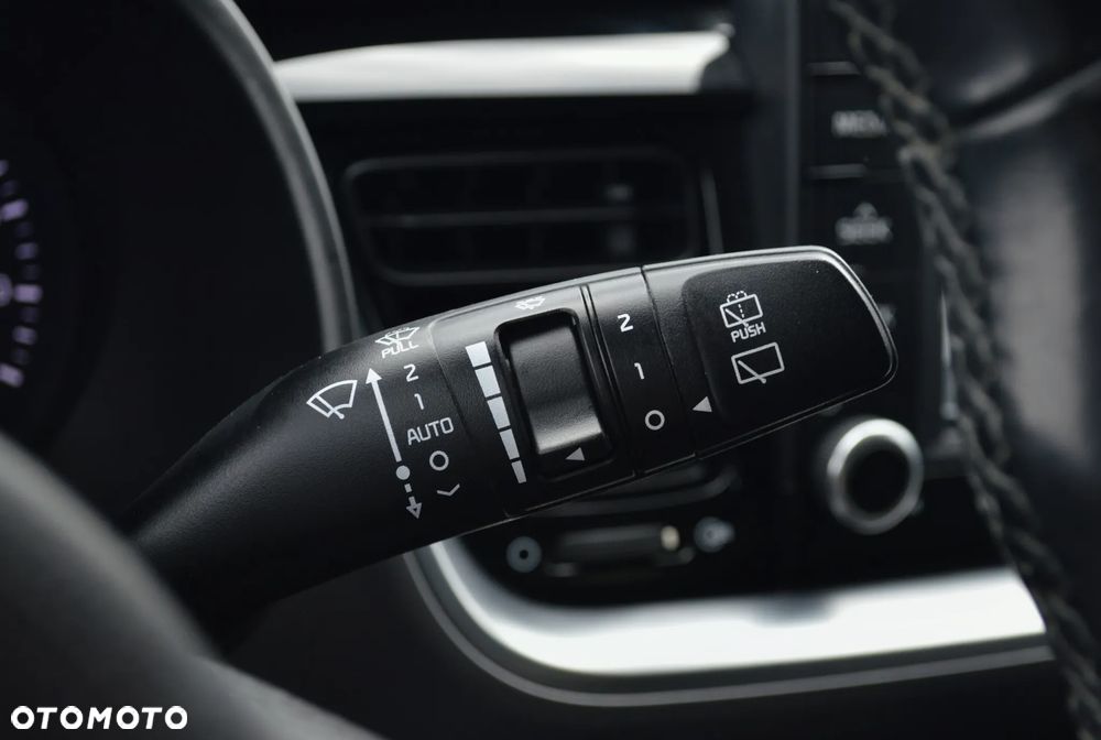 Kia Stonic 1.0 T-GDI 120 Spirit - 27