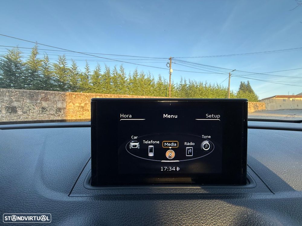 Audi A3 Sportback 1.6 TDI Attraction - 12