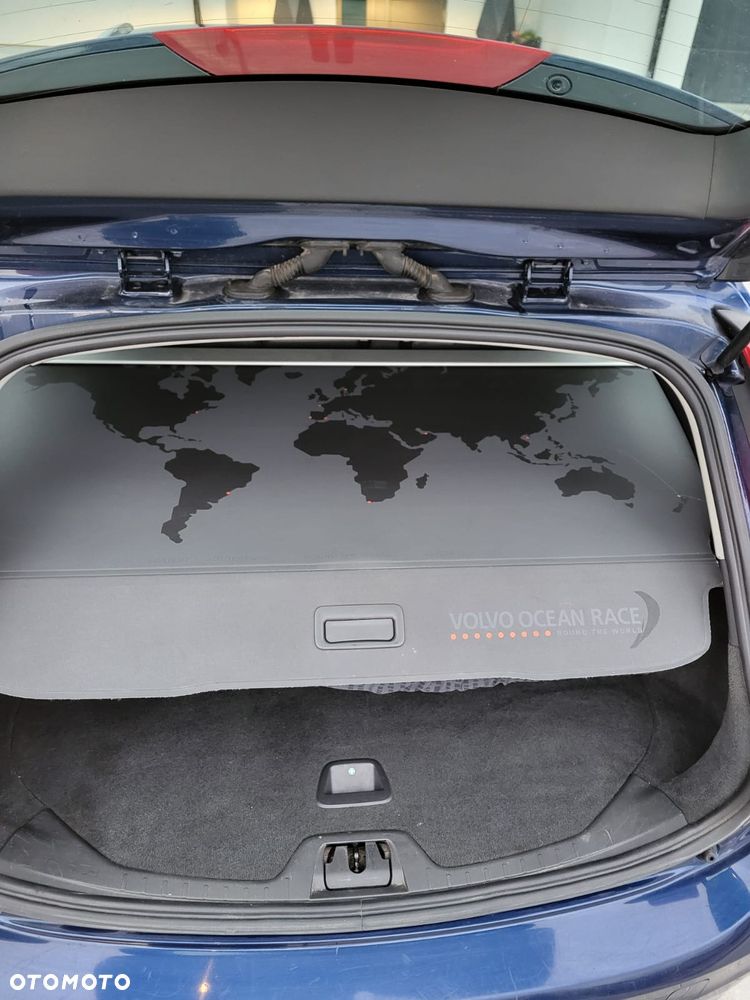 Volvo V60 D4 Ocean Race - 8