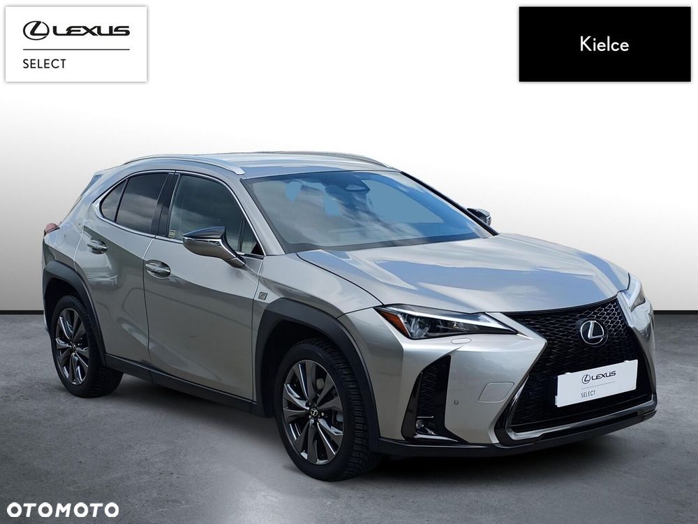 Lexus UX 300h F Sport Design - 8