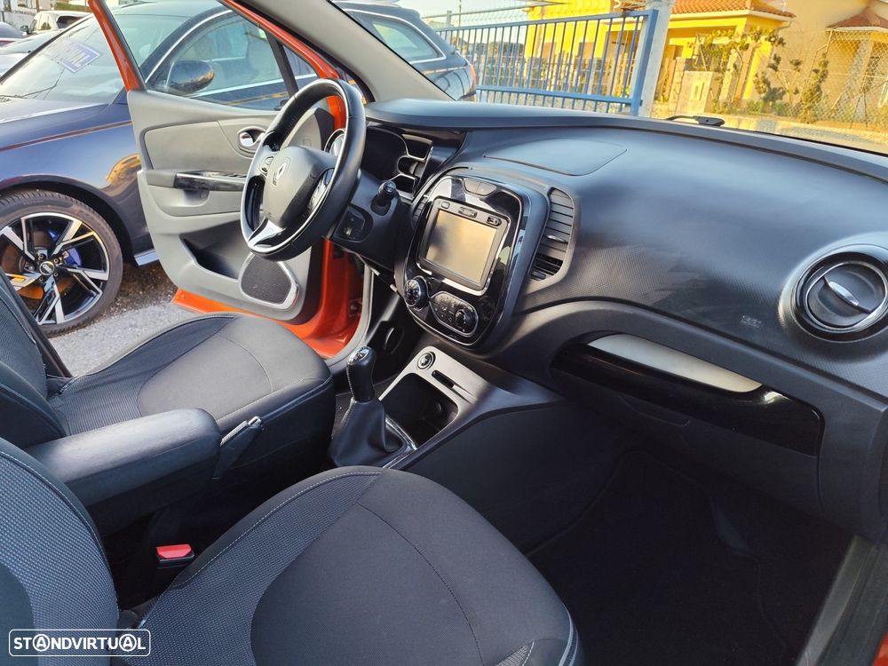 Renault Captur 0.9 TCE Exclusive - 23