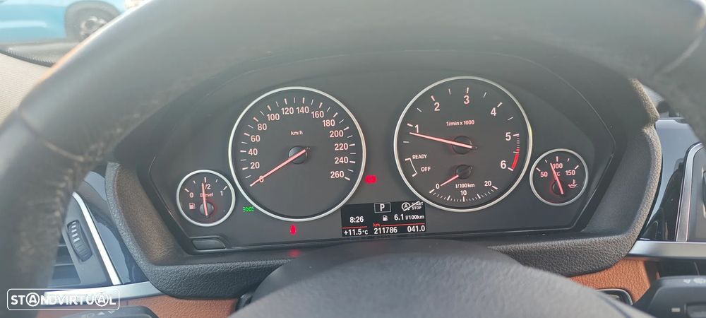 BMW 320 d EfficientDynamics Auto - 14