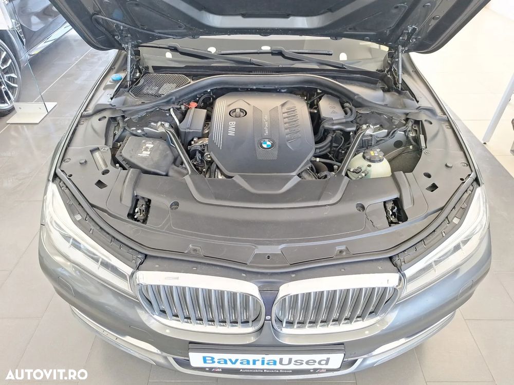 BMW Seria 7 740d xDrive - 20