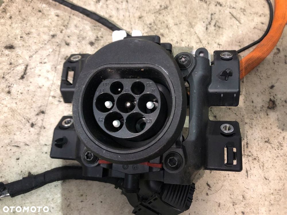 PRZEWÓD KABEL ŁADOWANIA GNIAZDO AUDI A6 C8 4K0971093 - 2