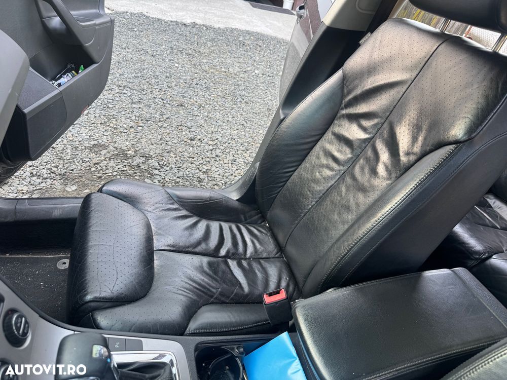Volkswagen Passat 2.0 TDI Sportline DPF DSG - 11