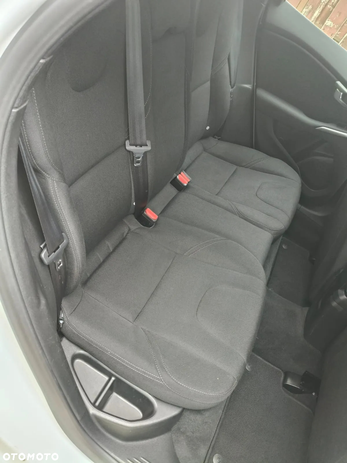 Volvo V40 D2 Summum - 18