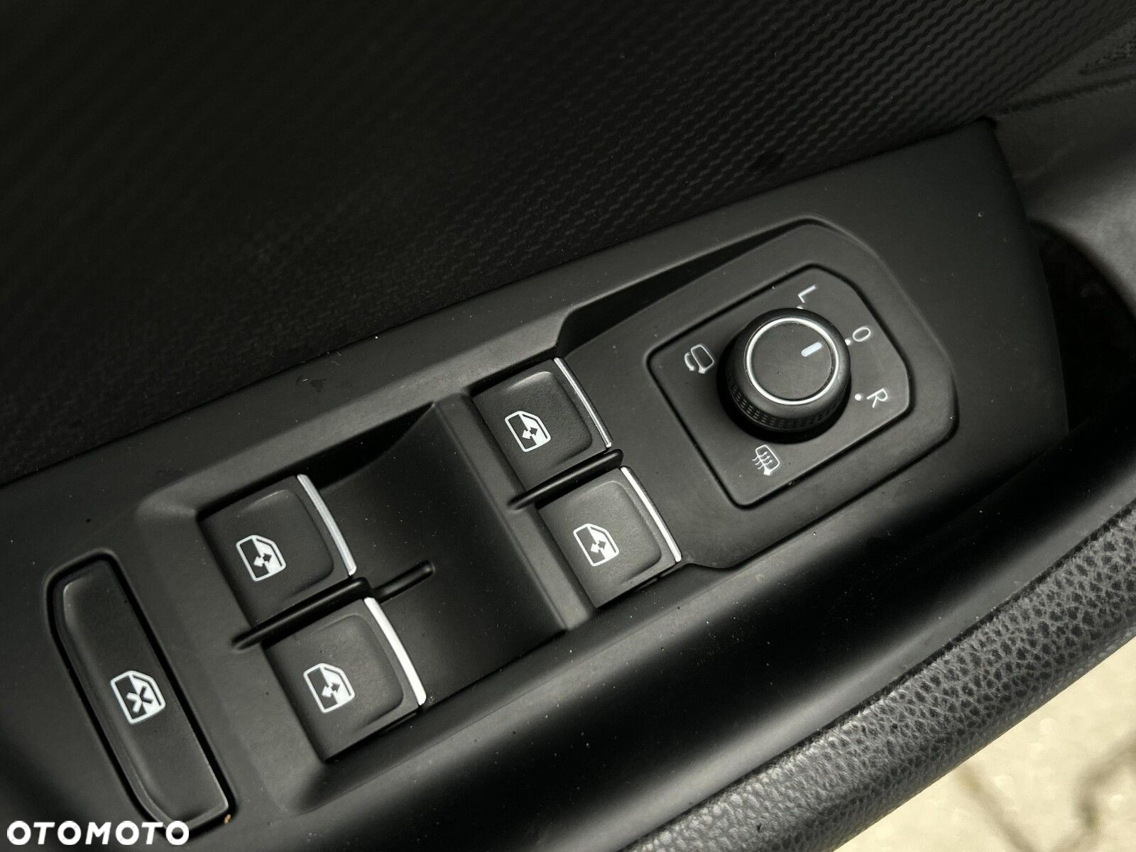 Volkswagen Arteon 2.0 TSI 4Motion R DSG - 13