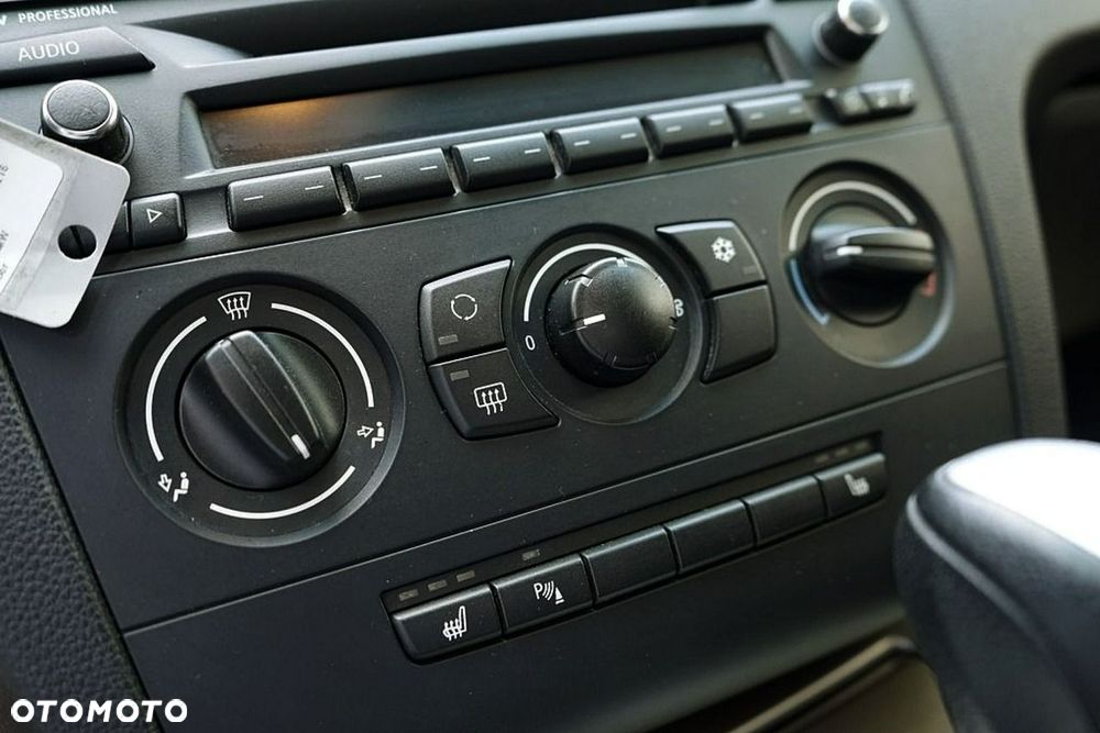 BMW Seria 1 118d - 25