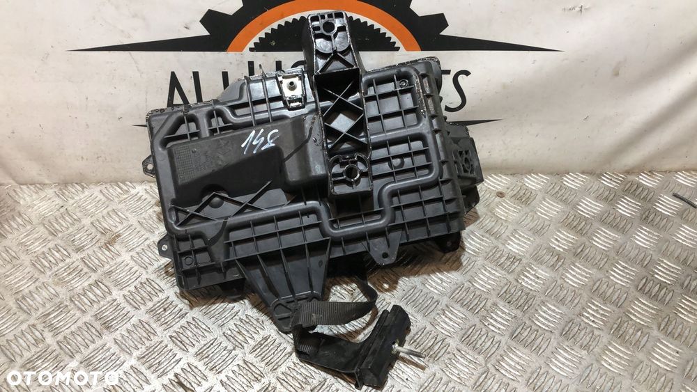 podstawa akumulatora chrysler pacifica 2017- - 2