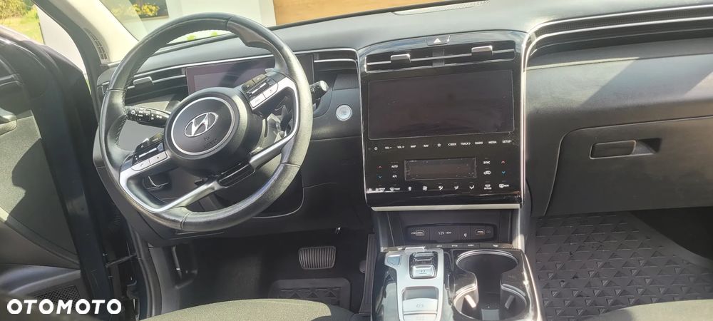 Hyundai Tucson 1.6 T-GDi HEV Executive 4WD - 17
