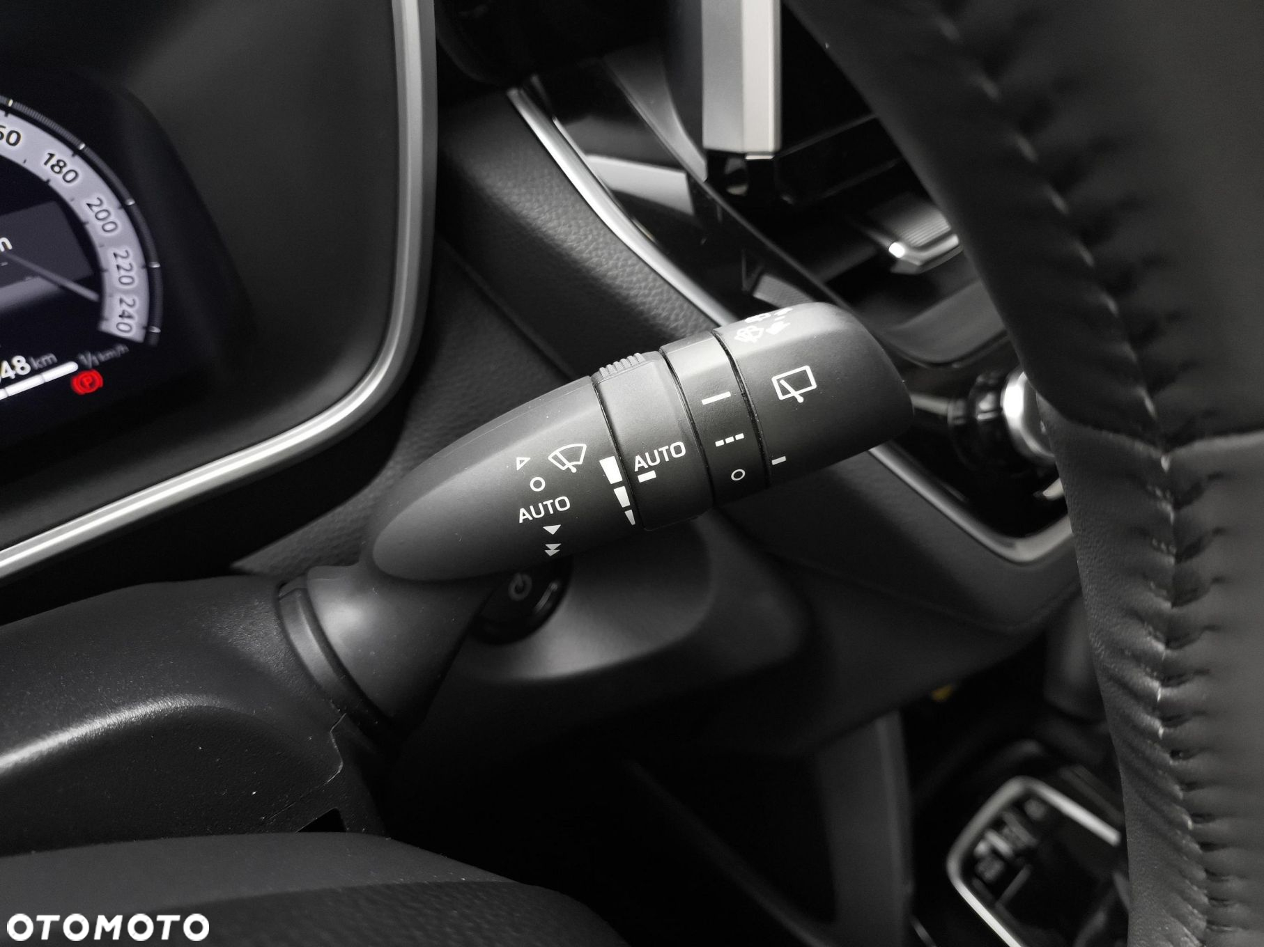 Toyota Corolla Cross 2.0 Hybrid Style - 27