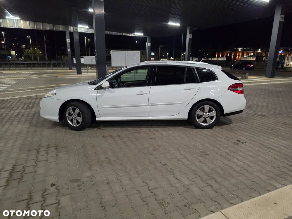 Renault Laguna dCi 110 FAP Dynamique - 2