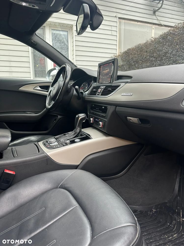 Audi A6 Allroad - 12