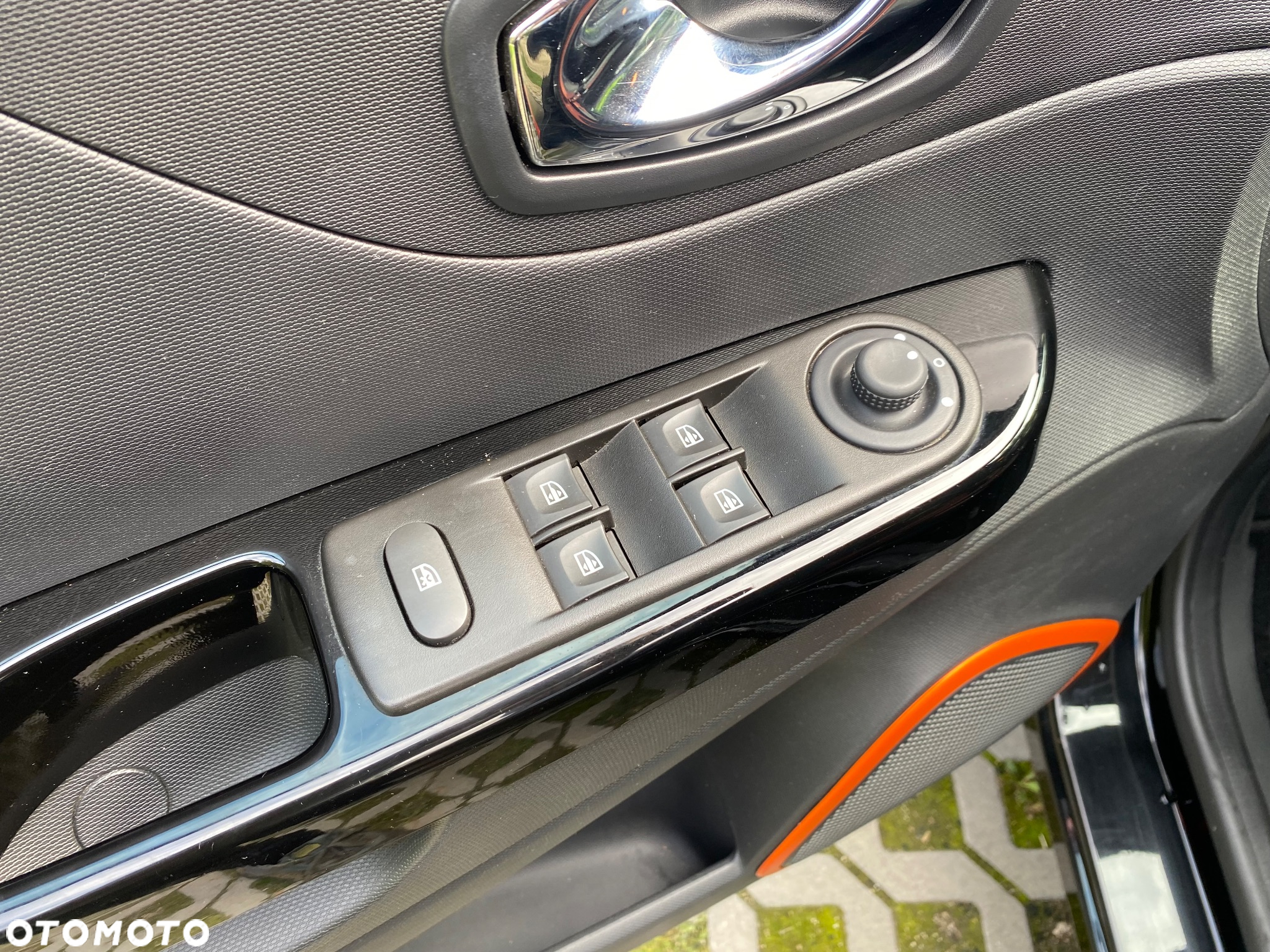 Renault Captur ENERGY TCe 90 Start&Stop Luxe - 15