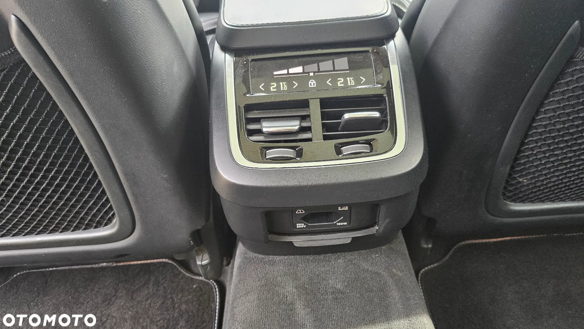 Volvo V90 D5 AWD Inscription - 22