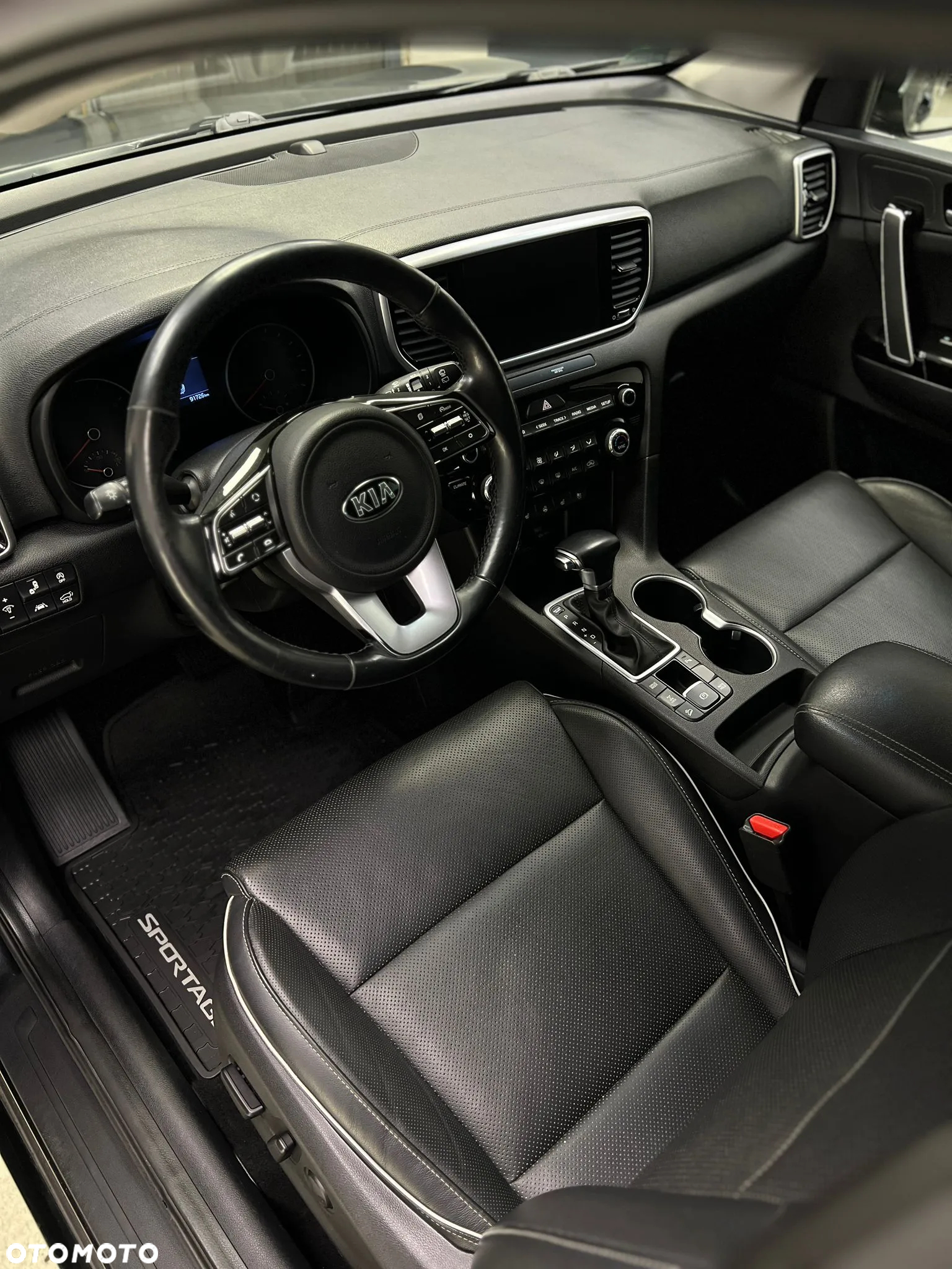 Kia Sportage 1.6 T-GDI Black Edition 4WD DCT - 11