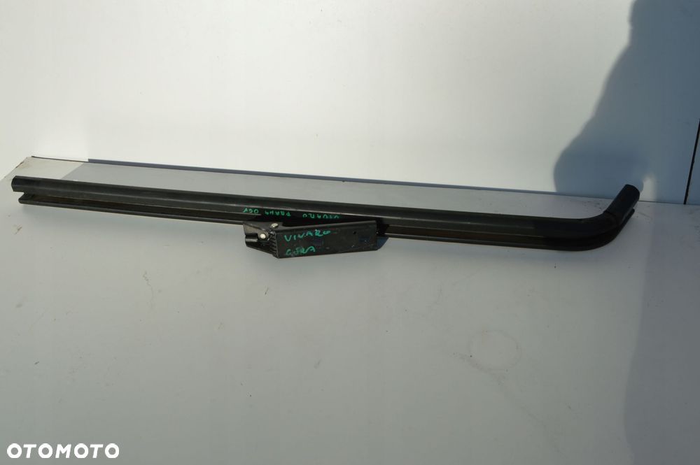 listwa prowadnica drzwi prawa renault trafic vivaro środkowa 06r - 1