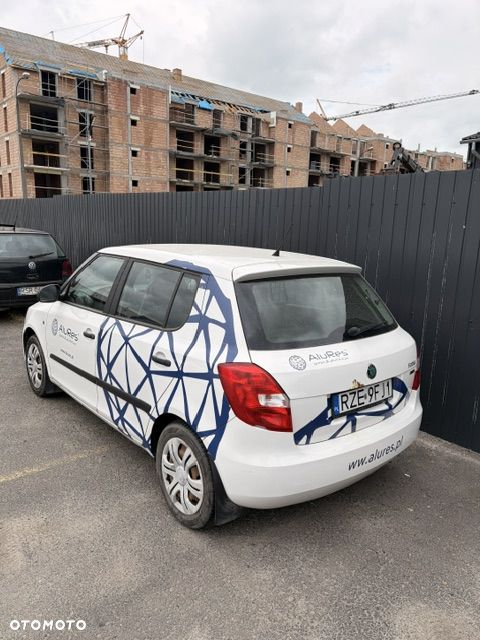 Skoda Fabia 1.4 16V Active - 3