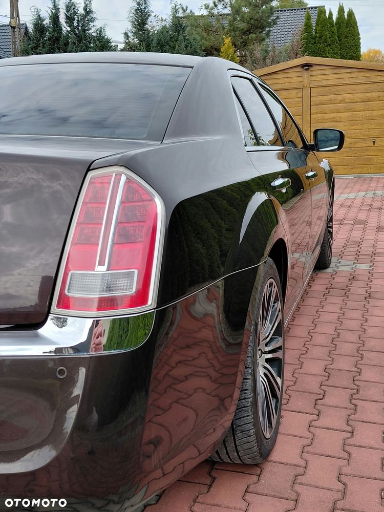 Lancia Thema 2012 photo 4