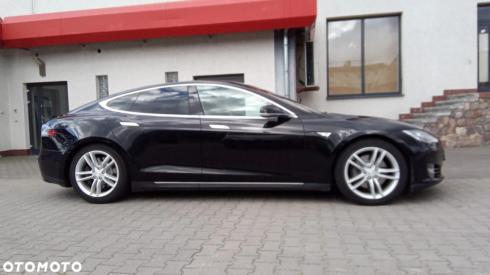 Tesla Model S Standard - 15