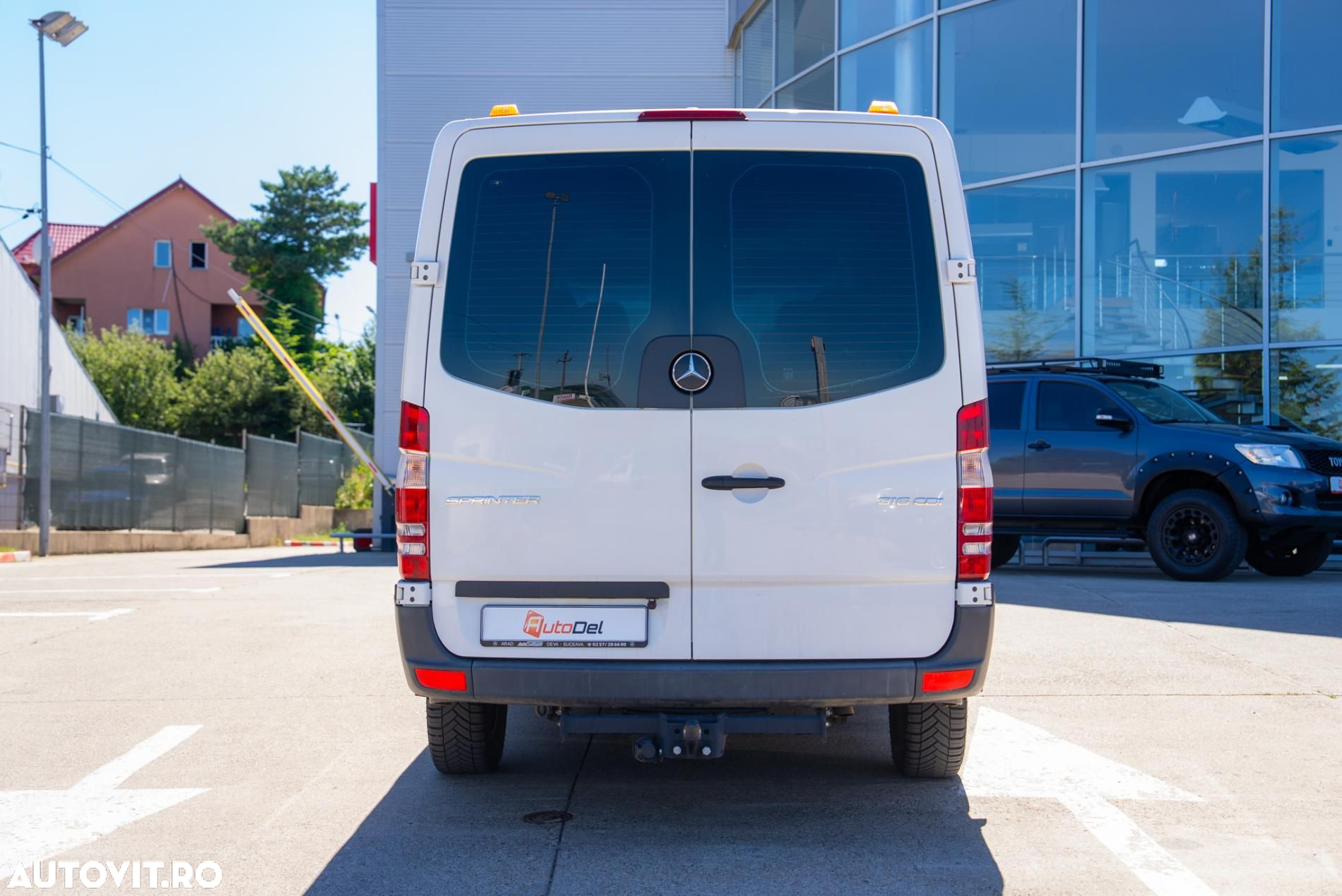 Mercedes-Benz Sprinter - 12