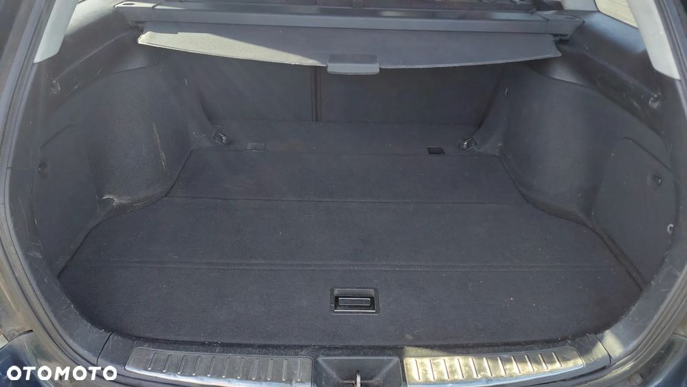 Toyota Avensis 2003 photo 4