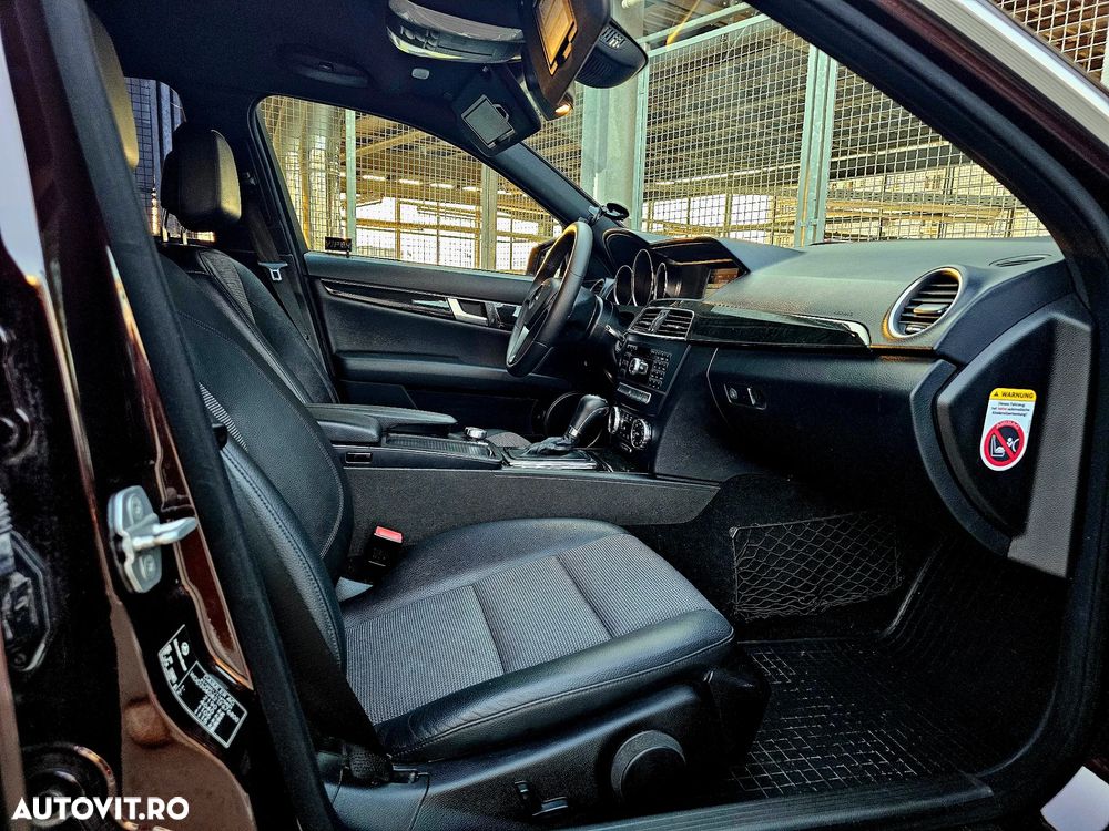 Mercedes-Benz C 250 (BlueTEC) d 4Matic 7G-TRONIC AMG Line - 8