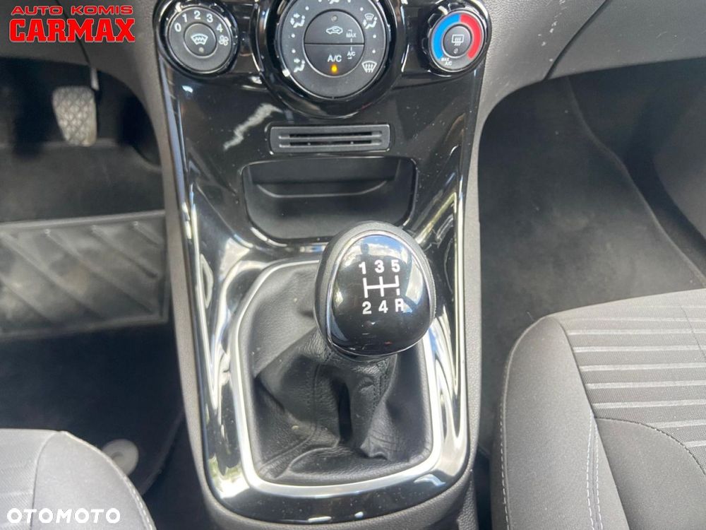 Ford Fiesta - 15