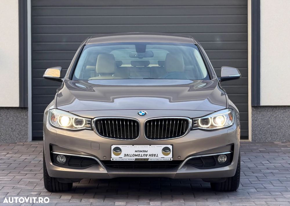 BMW Seria 3 318d Aut. Luxury Line - 2