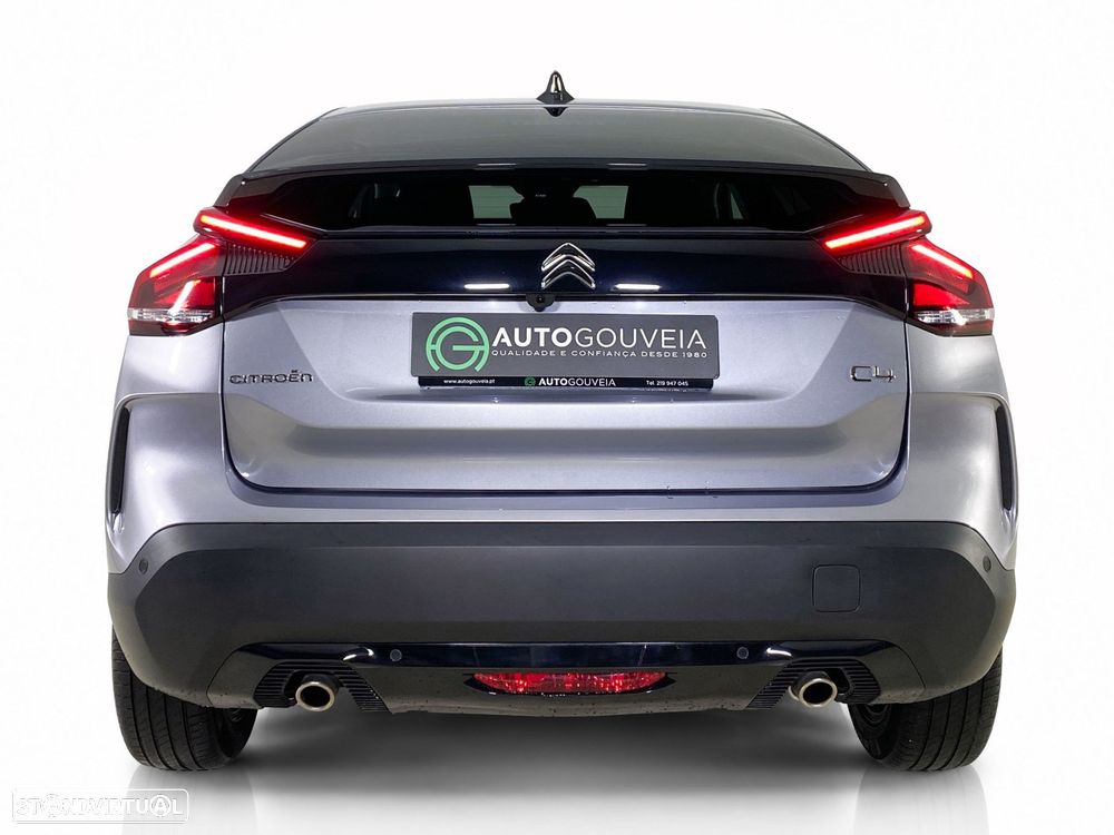Citroën C4 PureTech 130 Stop&Start EAT8 SHINE — fotografia 6
