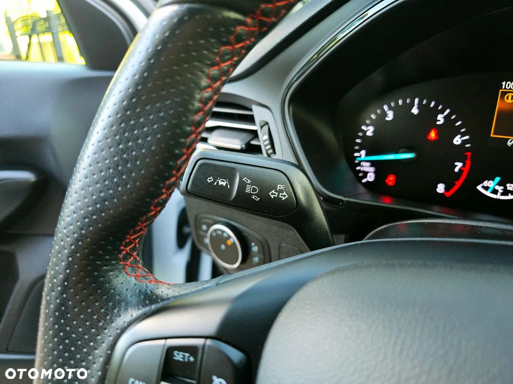 Ford Focus 1.5 EcoBoost ST-Line - 16