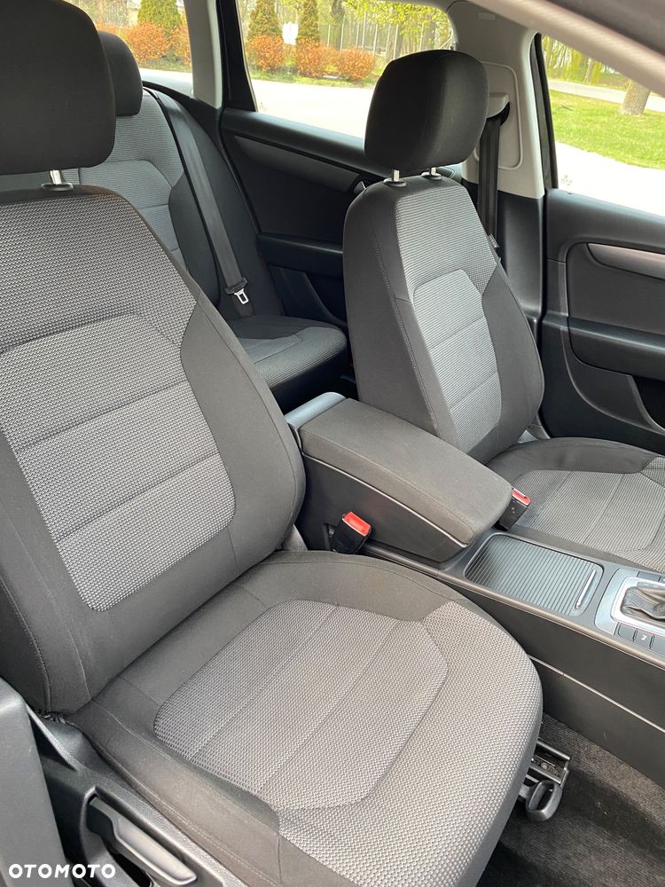 Volkswagen Passat 2.0 TDI DSG BlueMotion Technology Comfortline - 27